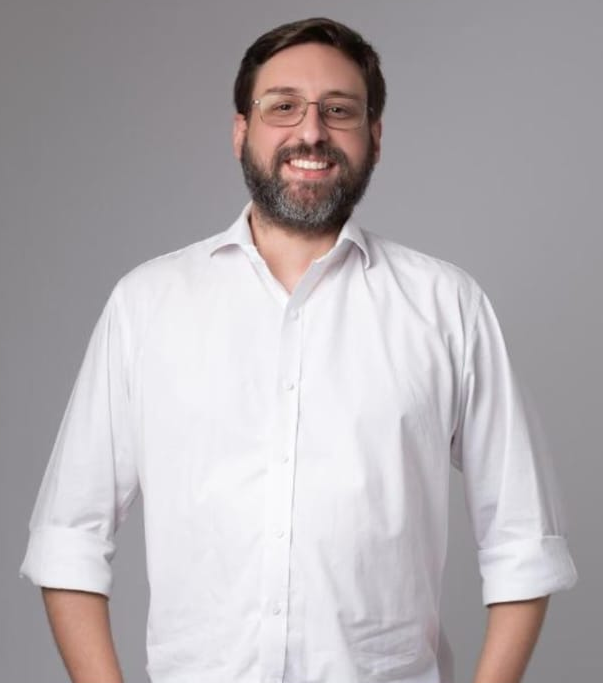Foto frontal de Roberto Velasques Pereira
